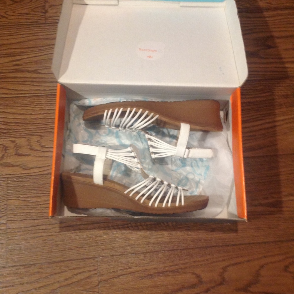Wedge sandals